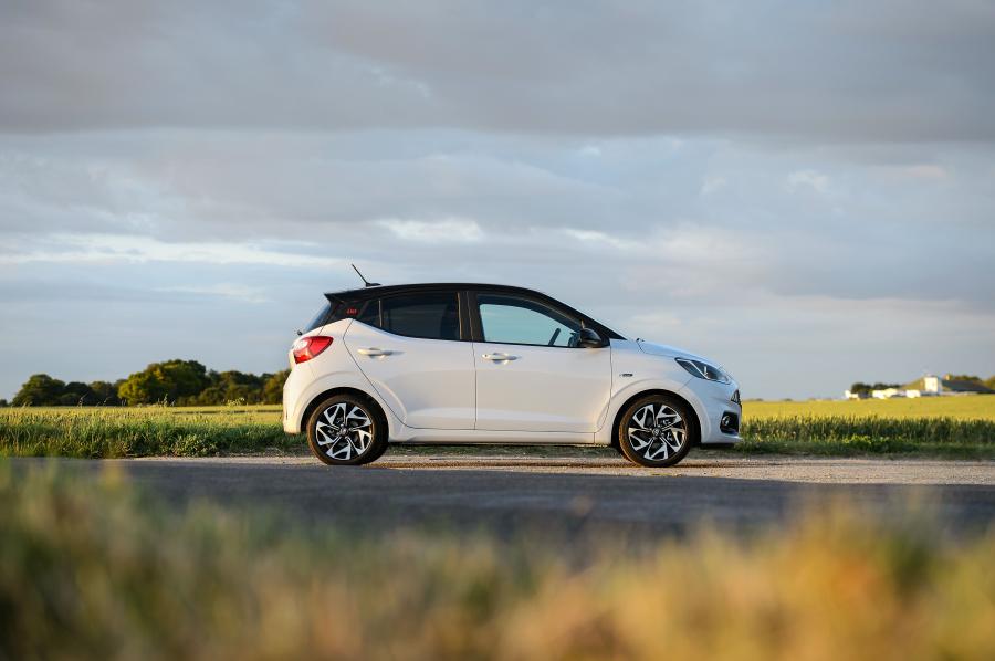  Hyundai i10 N Line 2020 года  (UK) (фото 36 из 64)